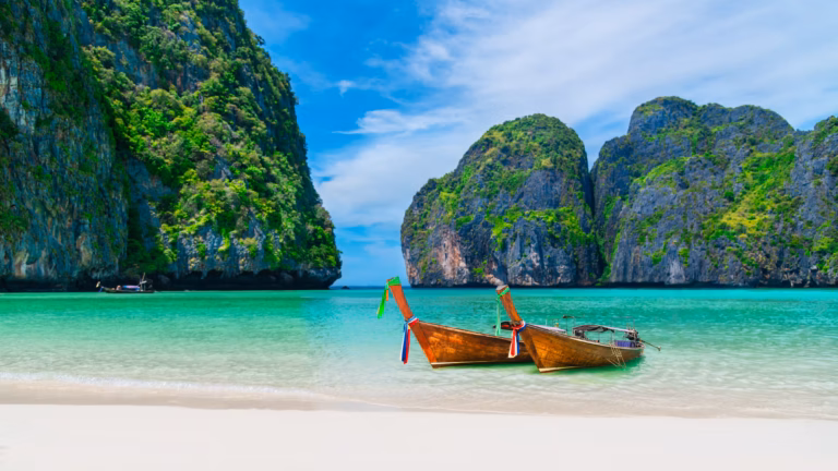 Thailand Grand Tour: Islands to City Lights